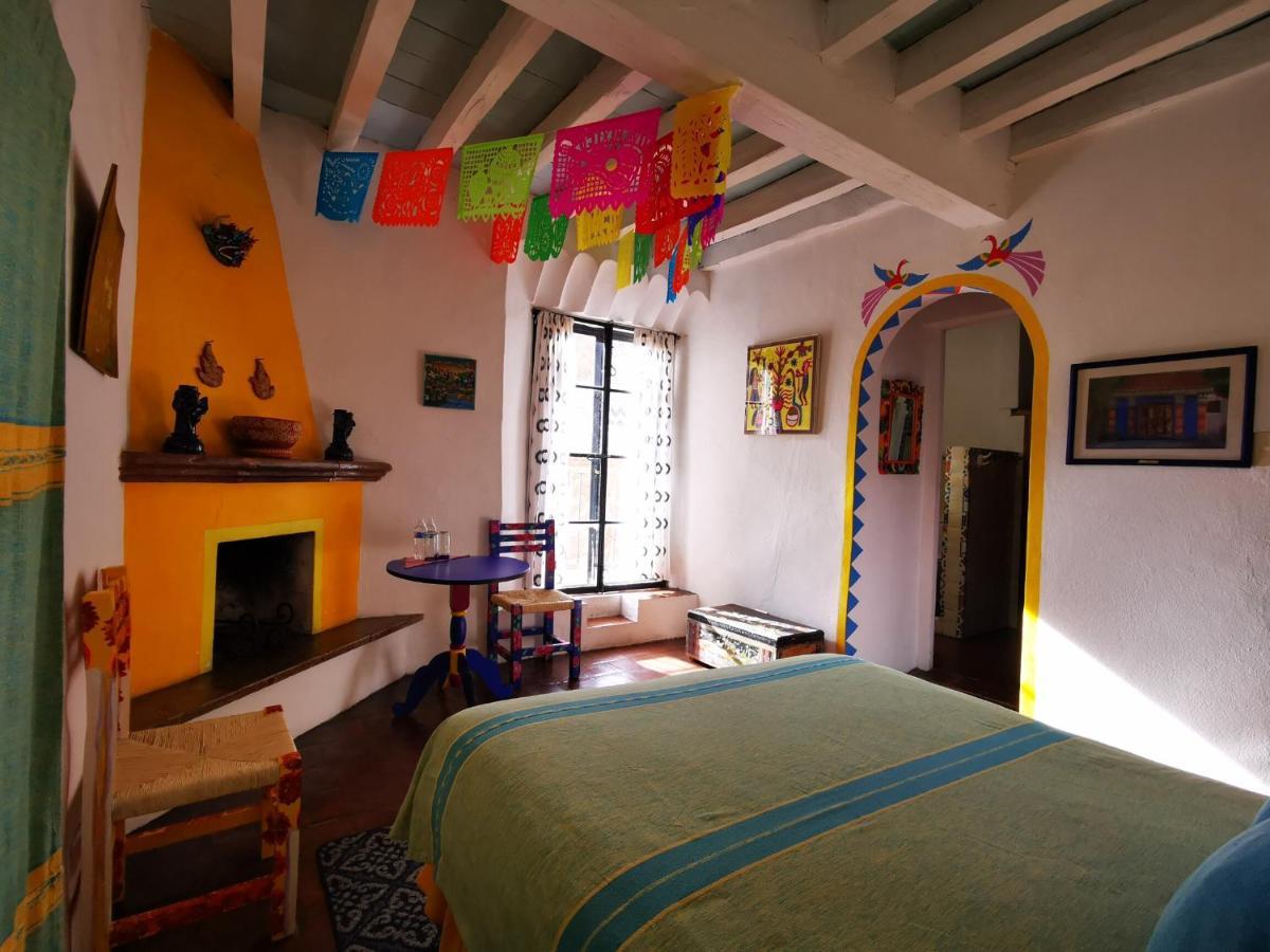 Casa De Los Espiritus Alegres By Rotamundos Guanajuato Kamer foto